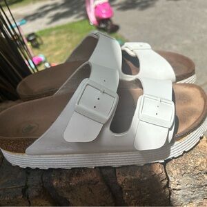 Papillio White Birkenstocks